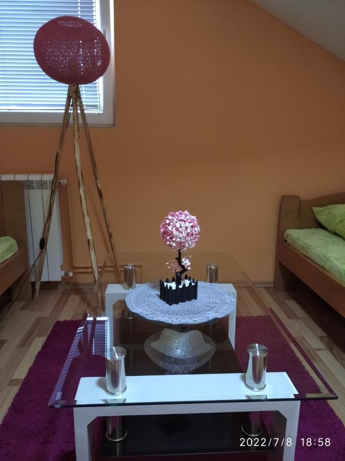 Buric Rooms Nikšić Dış mekan fotoğraf