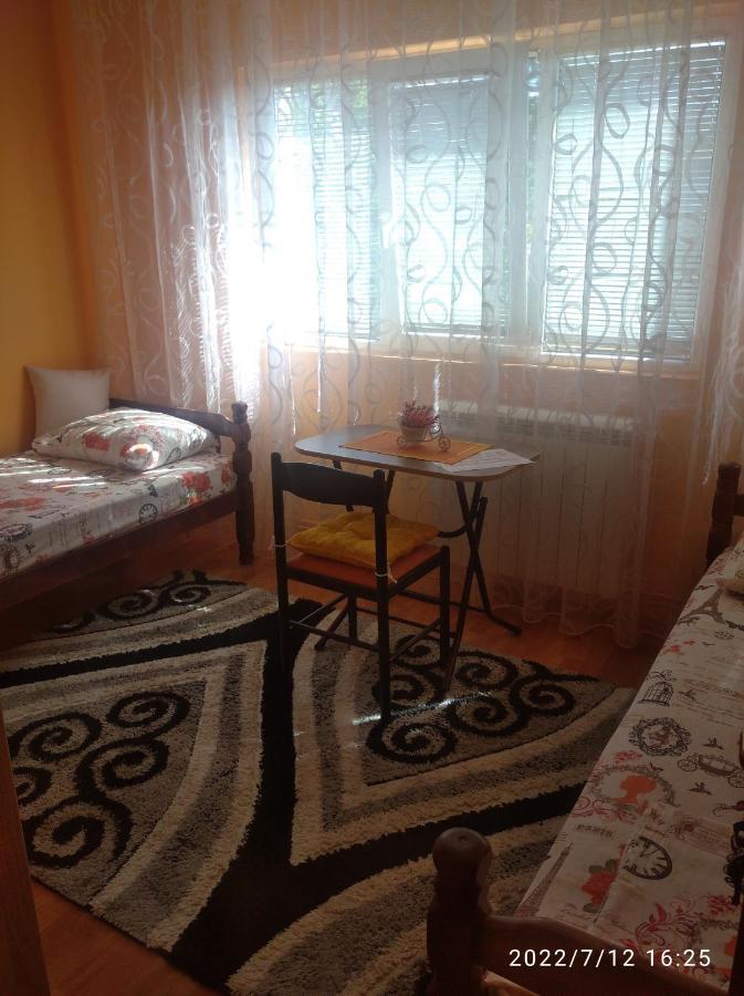 Buric Rooms Nikšić Dış mekan fotoğraf
