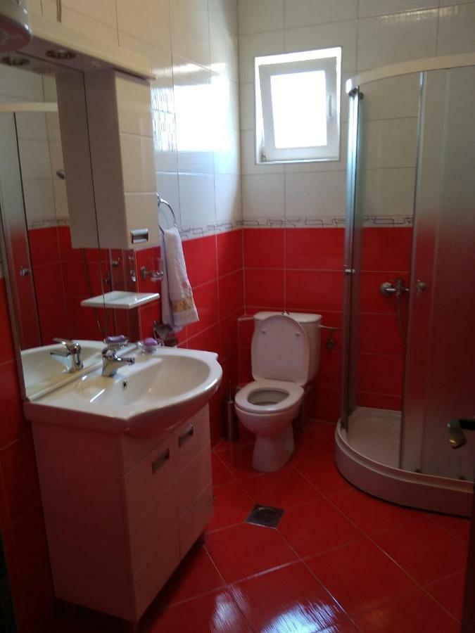 Buric Rooms Nikšić Dış mekan fotoğraf